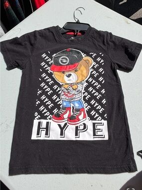 S1ope Kids Black Bear HYPE Graphic Tee - size 8/10